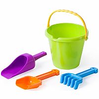 4 Piece Junior Sand Set.