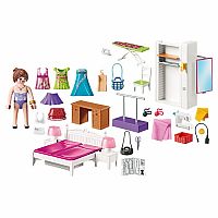 Dollhouse: Bedroom with Sewing Corner  