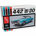 1966 Oldsmobile 442 W-30 Hardtop 1:25 Scale Model Kit