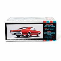 1966 Oldsmobile 442 W-30 Hardtop 1:25 Scale Model Kit