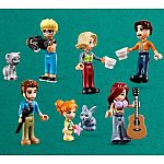 Friends: Olly and Paisley's Family Houses