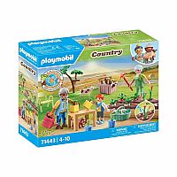 Country: Vegetable Garden with Grandparents